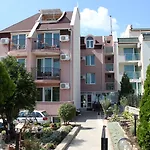 Tropics & Venera Хотел Свети Влас