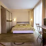 Tropics & Venera 3* سفيتي فلاس