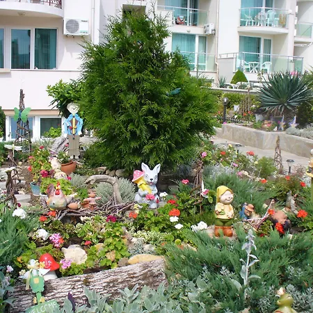 Tropics & Venera Hotel 3*