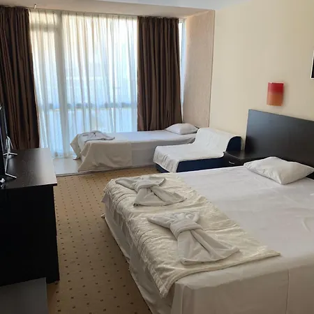 Tropics & Venera Hotel 3*